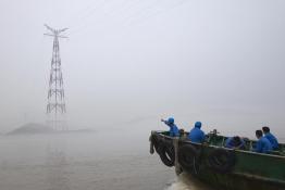 加強跨海線路巡視 維護電網“主動脈”安全