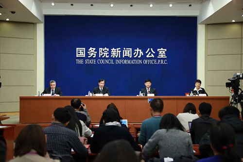 兜底線、織密網、建機制:民政部談扎牢社會救助安全網