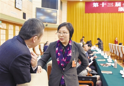 開展河長制立法 進一步推動水污染防治 ——專訪全國人大代表、浙江省環保廳廳長方敏