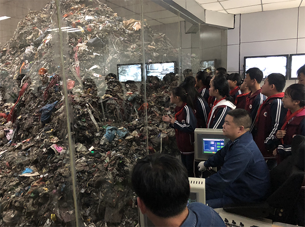 云南首批環保設施單位向公眾開放
