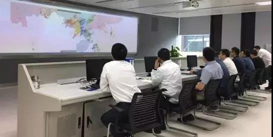 你好，南方電網科學家！