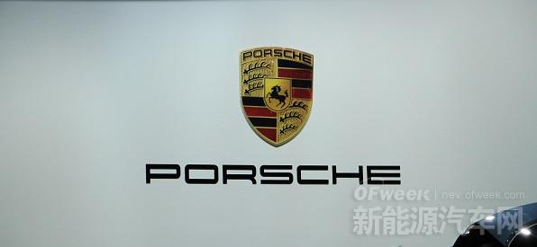 上海進(jìn)博會(huì)汽車(chē)科技前瞻：德系、美系、日韓同臺(tái)競(jìng)技